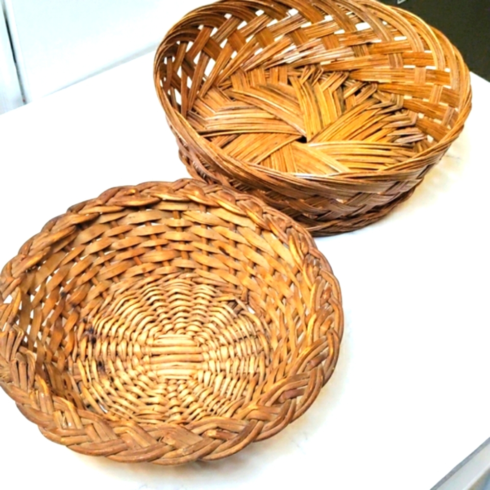 Basket Bundle.Beautiful great for hanging on the wall or whatever